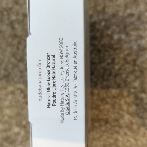 Nude by Nature Makeup - Picture 6 of 8